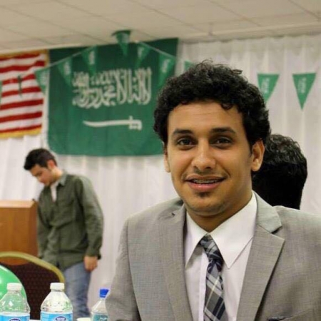مبتعث سعودي مفقود في مطار شيكاغو، وذووه يطلبون المساعدة 